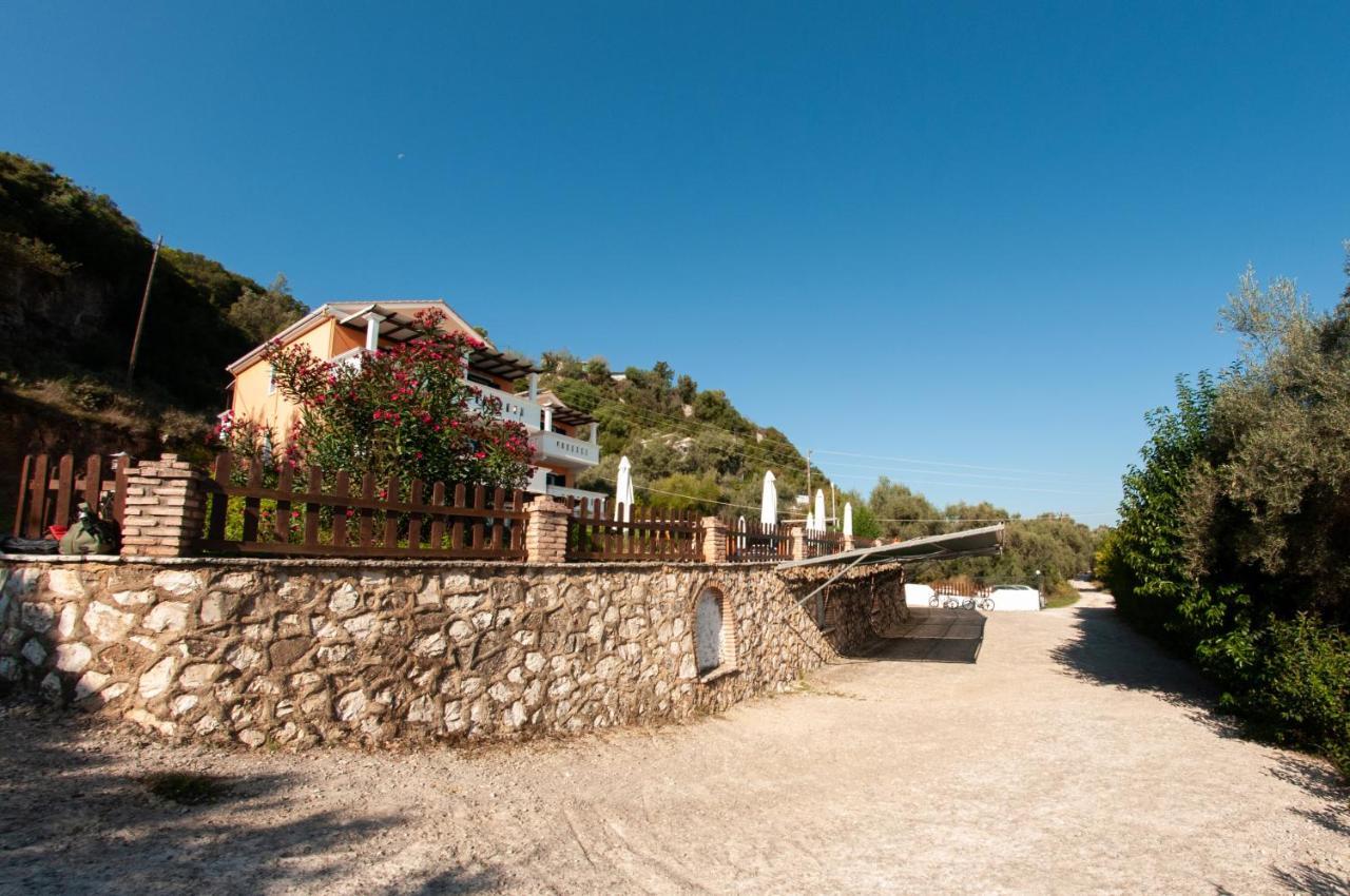 Ithaki Holidays Frinion Екстер'єр фото