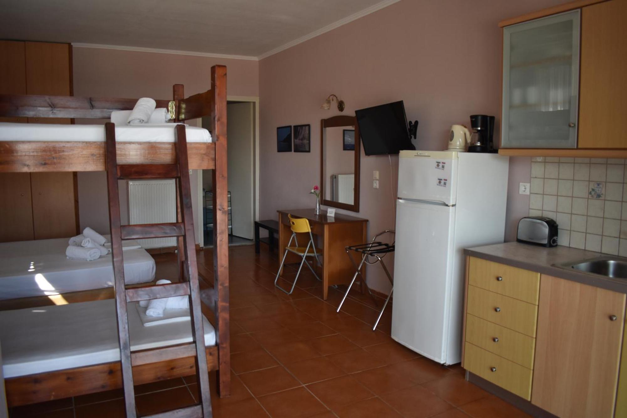 Ithaki Holidays Frinion Екстер'єр фото